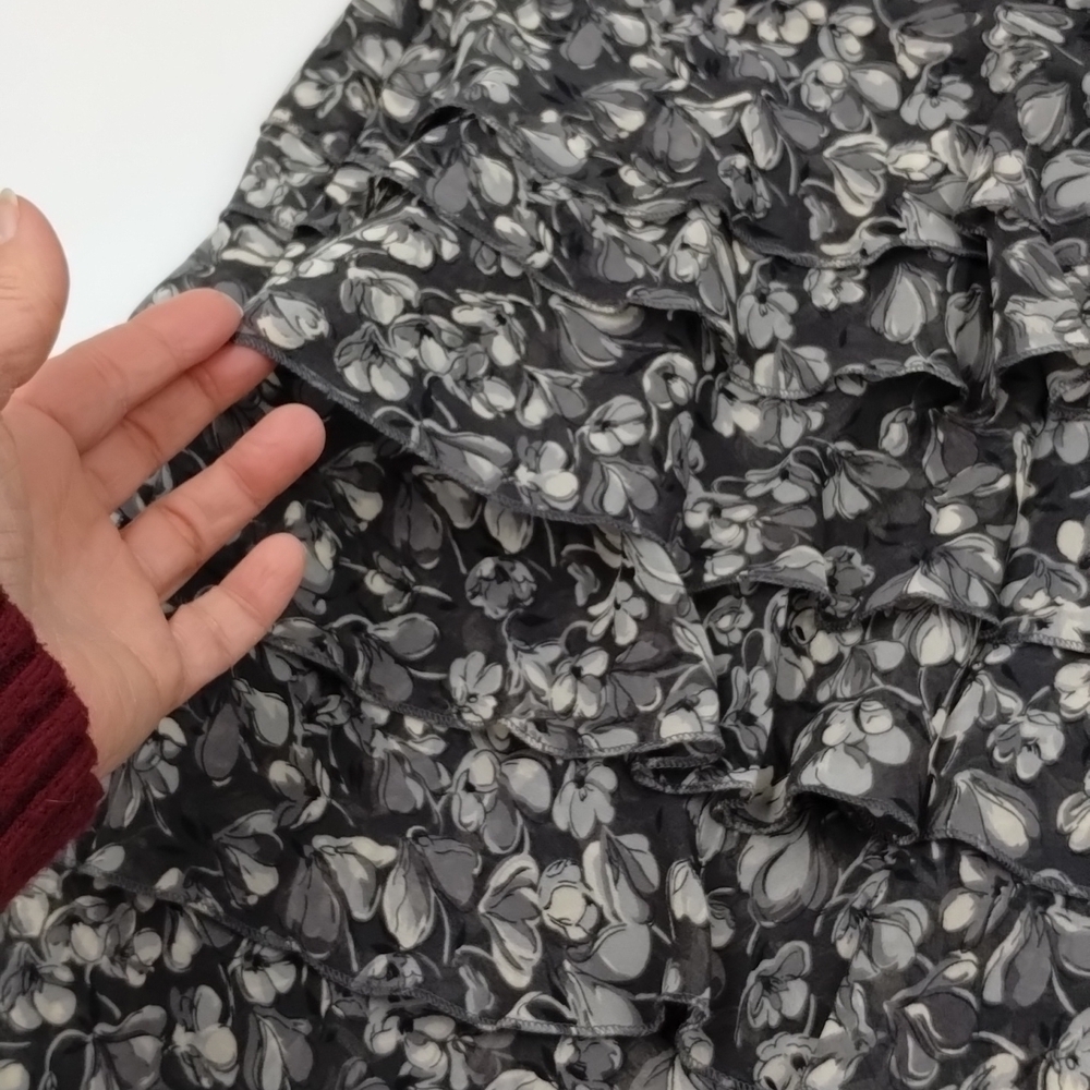 Loft Ann Taylor A-line Gray Floral Ruffle tiered Skirt Size 14 New with Tags - Picture 8 of 10